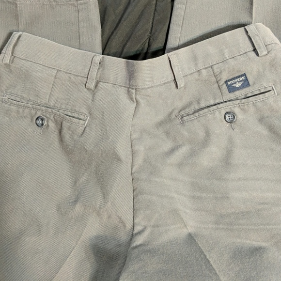 🤩🤩Dockers 33x30🤩🤩 - Picture 4 of 4